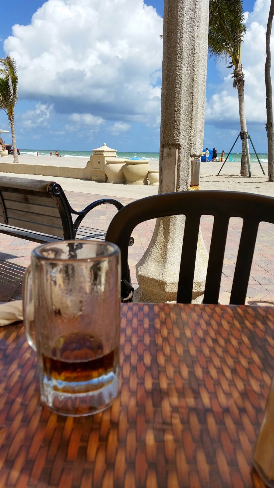 La Brochetterie | restaurant | 911 N Broadwalk, Hollywood, FL 33019, USA | 9549200033 OR +1 954-920-0033