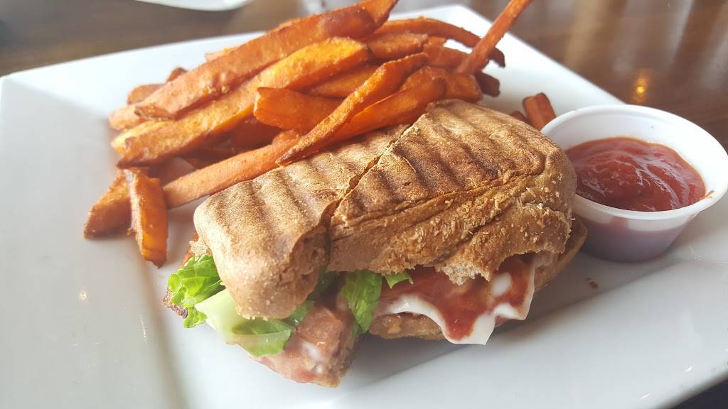 Vegetarian Restaurant By Hakin | restaurant | 73 NE 167th St, North Miami Beach, FL 33162, USA | 3054056346 OR +1 305-405-6346