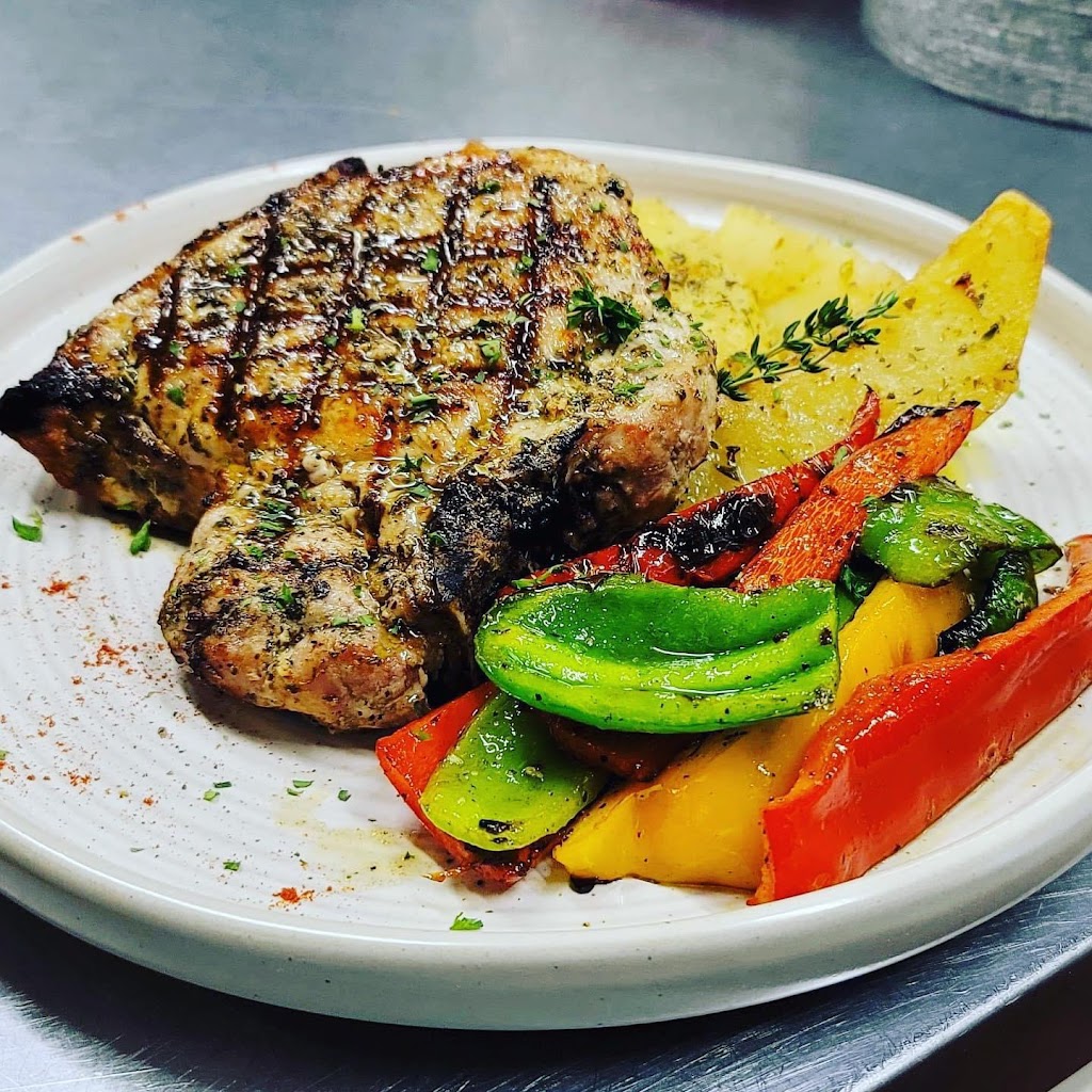 Mediterranean Flavors Bar & Grill | restaurant | 825 Saybrook Rd, Middletown, CT 06457, USA | 8607883024 OR +1 860-788-3024