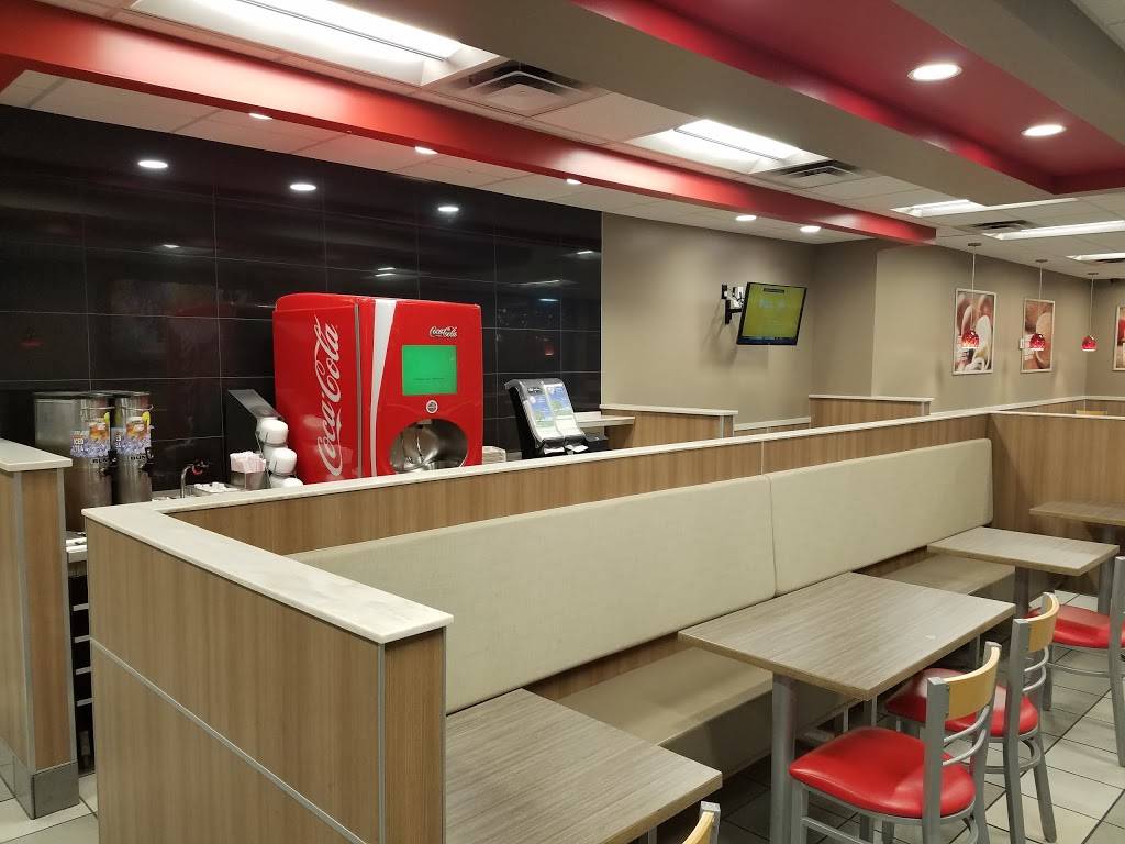 Burger King | restaurant | 1660 Irving Park Rd, Hanover Park, IL 60133, USA | 7082894597 OR +1 708-289-4597