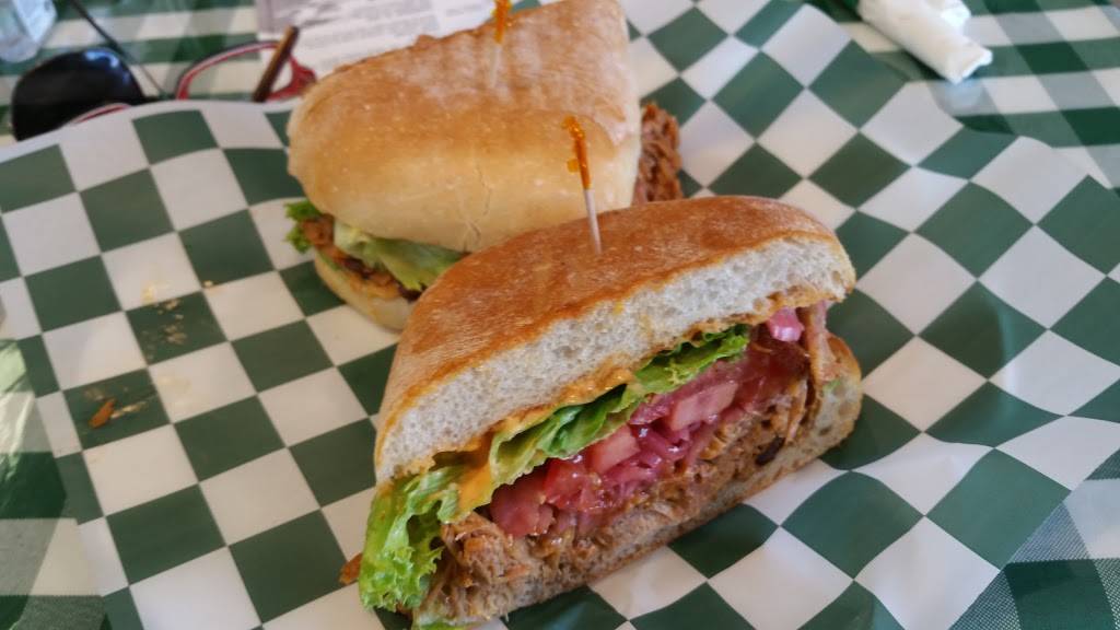 Magees Curbside | restaurant | 72 Magee Ave, Stamford, CT 06902, USA | 2038909900 OR +1 203-890-9900