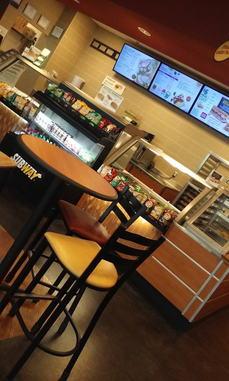 Subway Restaurants | restaurant | 1800 N Interstate 35E Suite 140, Carrollton, TX 75006, USA | 9723236500 OR +1 972-323-6500