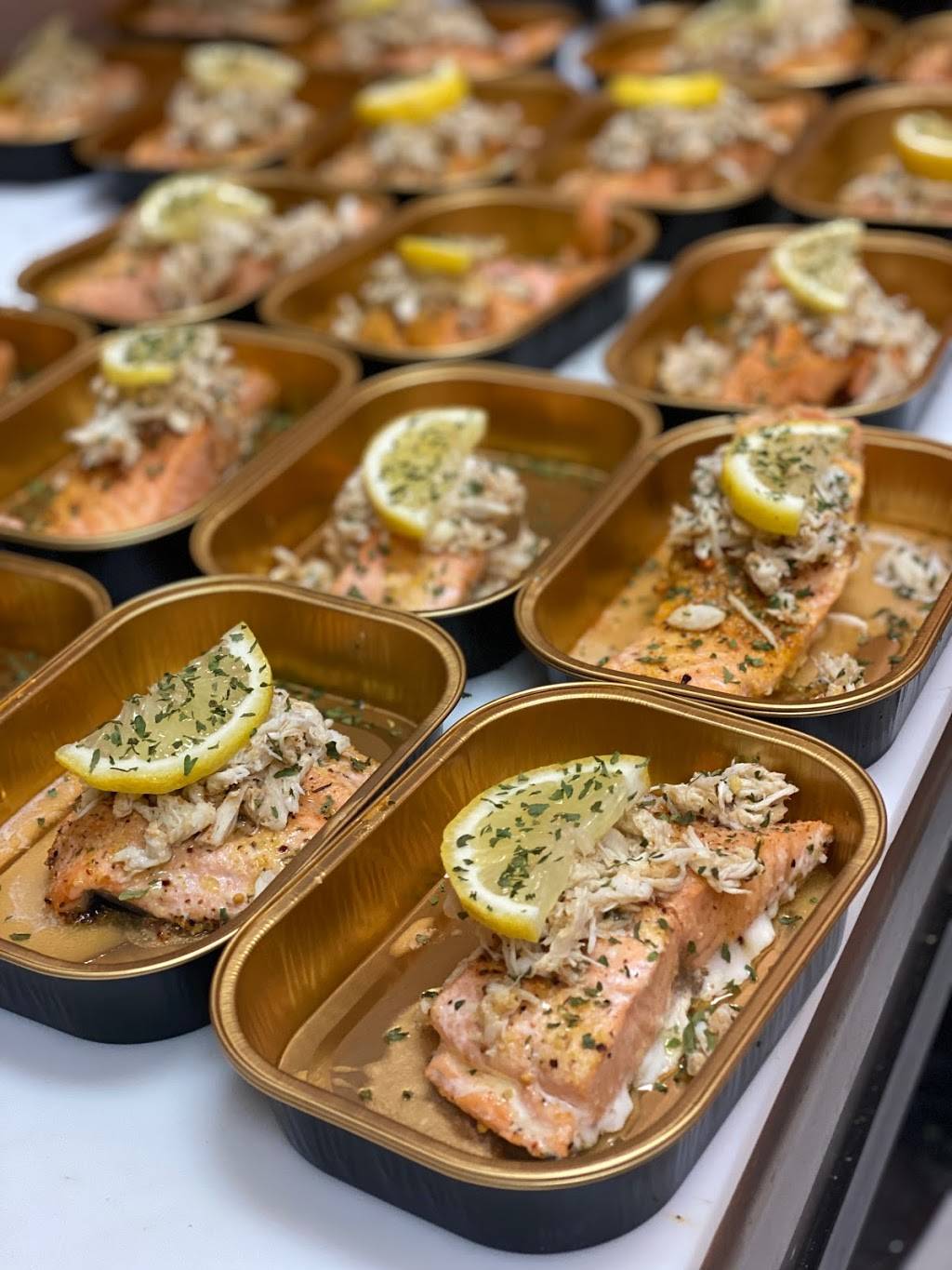 Lizzy J Cafe | restaurant | 2205 W Montrose Ave, Chicago, IL 60618, USA | 7737399044 OR +1 773-739-9044