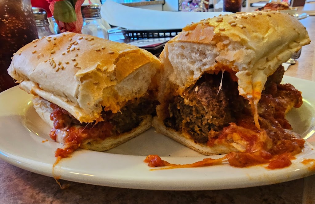 Tony’s on the boulevard | restaurant | 175 Sound Beach Blvd, Sound Beach, NY 11789, USA | 6318493121 OR +1 631-849-3121