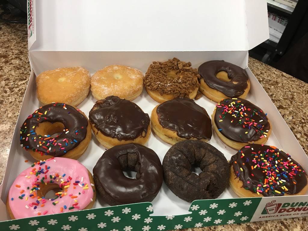 Dunkin Donuts | cafe | 950 W Lumsden Rd, Brandon, FL 33511, USA | 8136893865 OR +1 813-689-3865