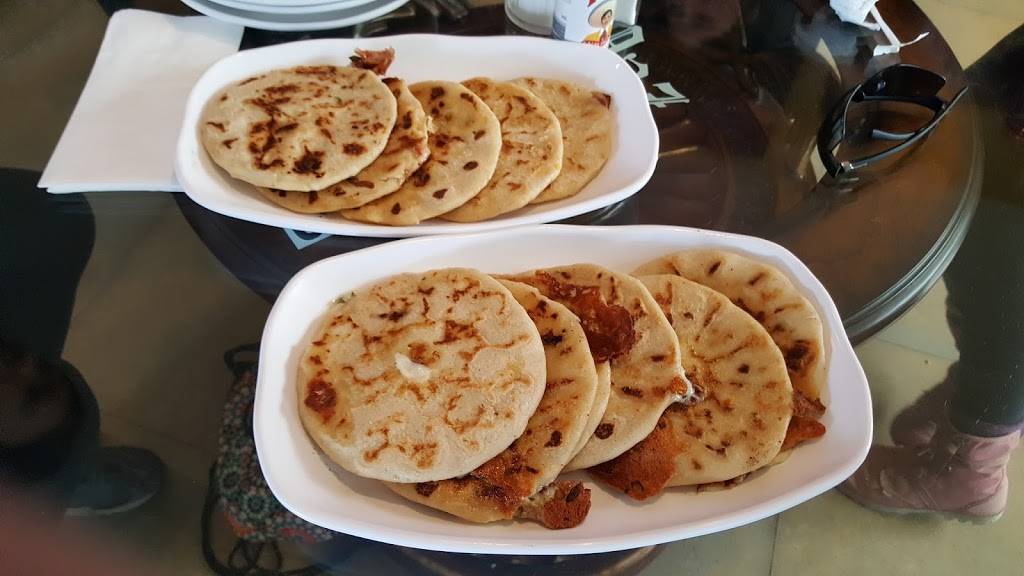 Pulgarcito Querido En El Valle | restaurant | 3302, 13864 Chase St, Panorama City, CA 91402, USA | 8188943180 OR +1 818-894-3180