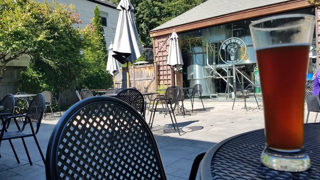 Mad Jack Brewing Company |  | 237 Union St, Schenectady, NY 12305, USA | 5183487999 OR +1 518-348-7999