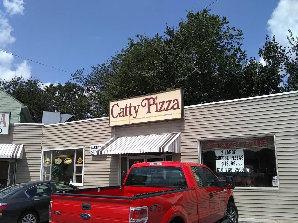 Catty Pizza | restaurant | 501 2nd St, Catasauqua, PA 18032, USA | 6102662599 OR +1 610-266-2599