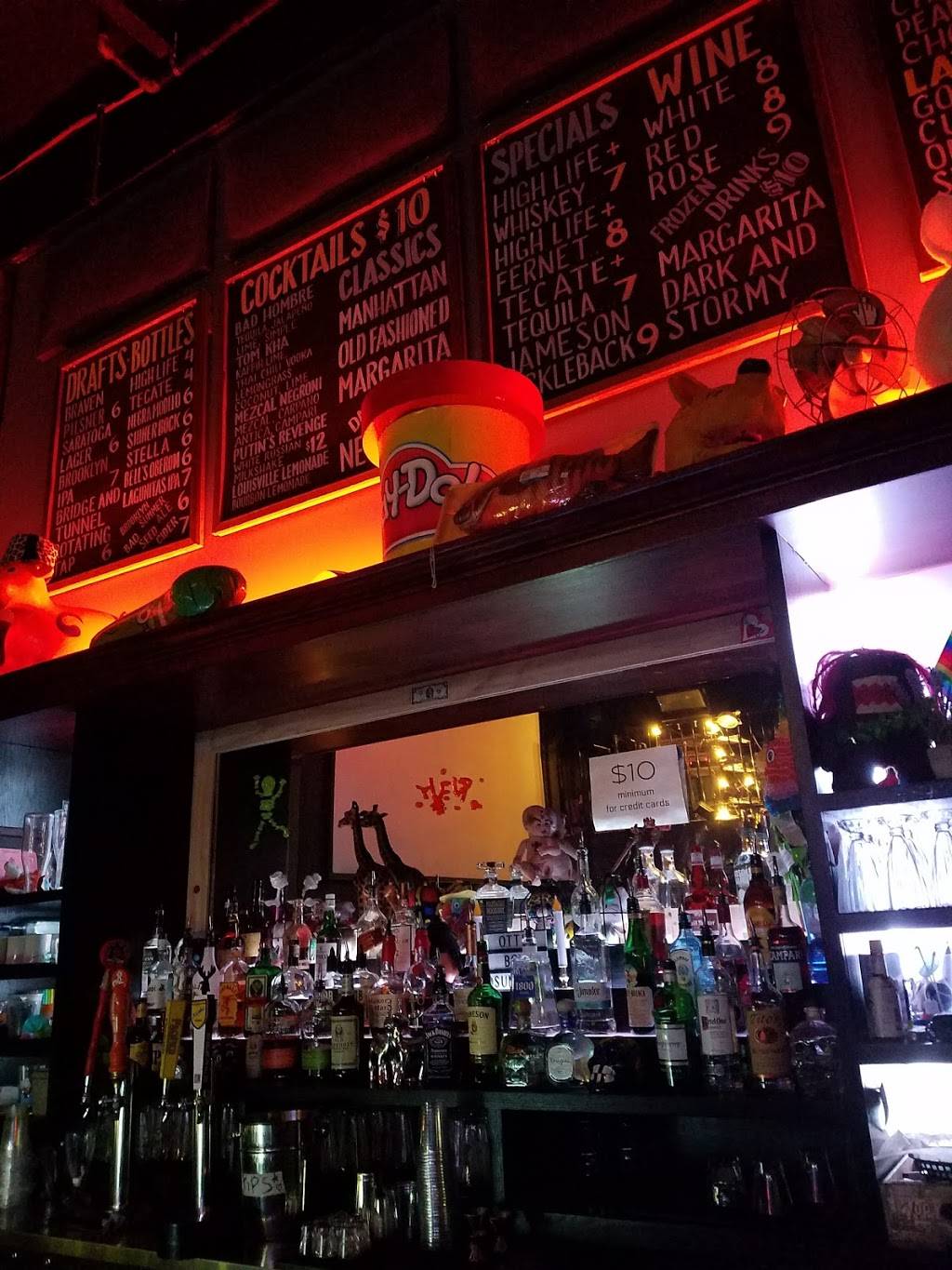 The Deep End | restaurant | 1080 Wyckoff Ave, Ridgewood, NY 11385, USA | 3476894996 OR +1 347-689-4996