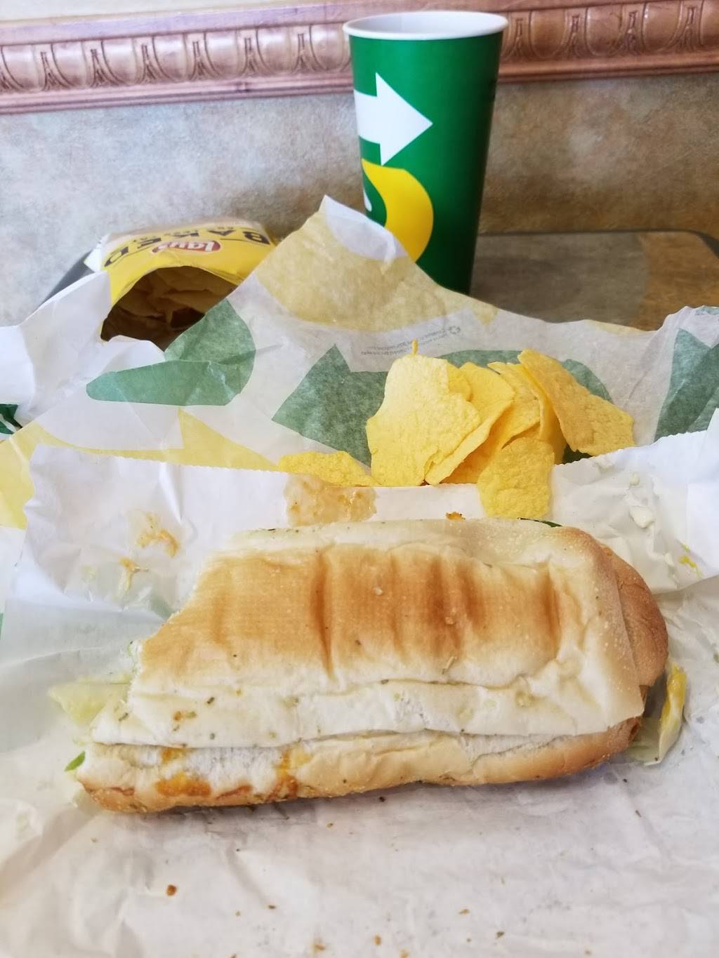 Subway Restaurants | restaurant | 8985 Woodyard Rd, Clinton, MD 20735, USA | 3018561818 OR +1 301-856-1818