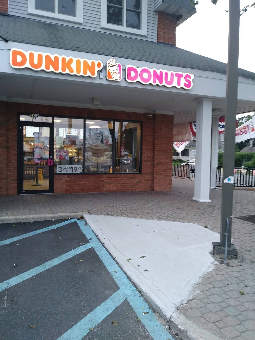 Dunkin | cafe | 208 NY-112, Port Jefferson Station, NY 11776, USA | 6314762111 OR +1 631-476-2111