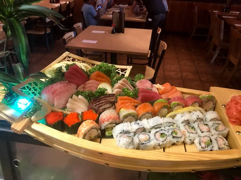 Wasabi Hinkaku | restaurant | 912 E Douglas Ave, Wichita, KS 67202, USA | 3169273524 OR +1 316-927-3524