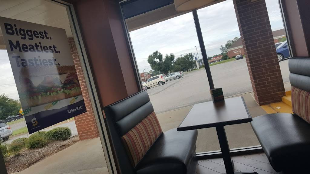 Subway | restaurant | 11301 W Reno Ave, Yukon, OK 73099, USA | 4053241161 OR +1 405-324-1161