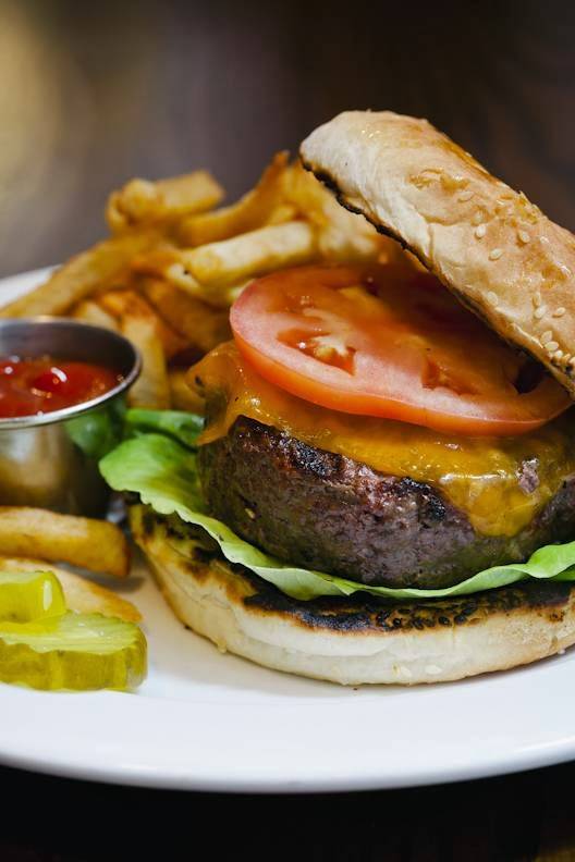 Hudson Hound | restaurant | 575 Hudson St, New York, NY 10014, USA | 2127966213 OR +1 212-796-6213