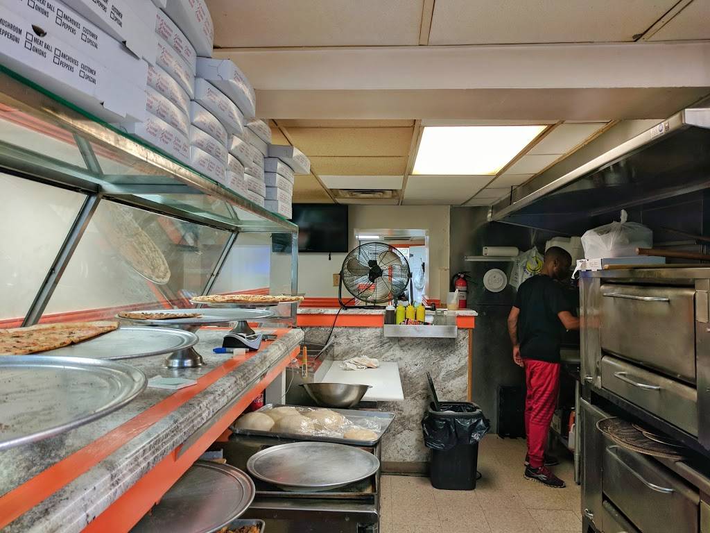 Mikes Pizza | meal takeaway | 4111 Main St, Philadelphia, PA 19127, USA | 2155080722 OR +1 215-508-0722