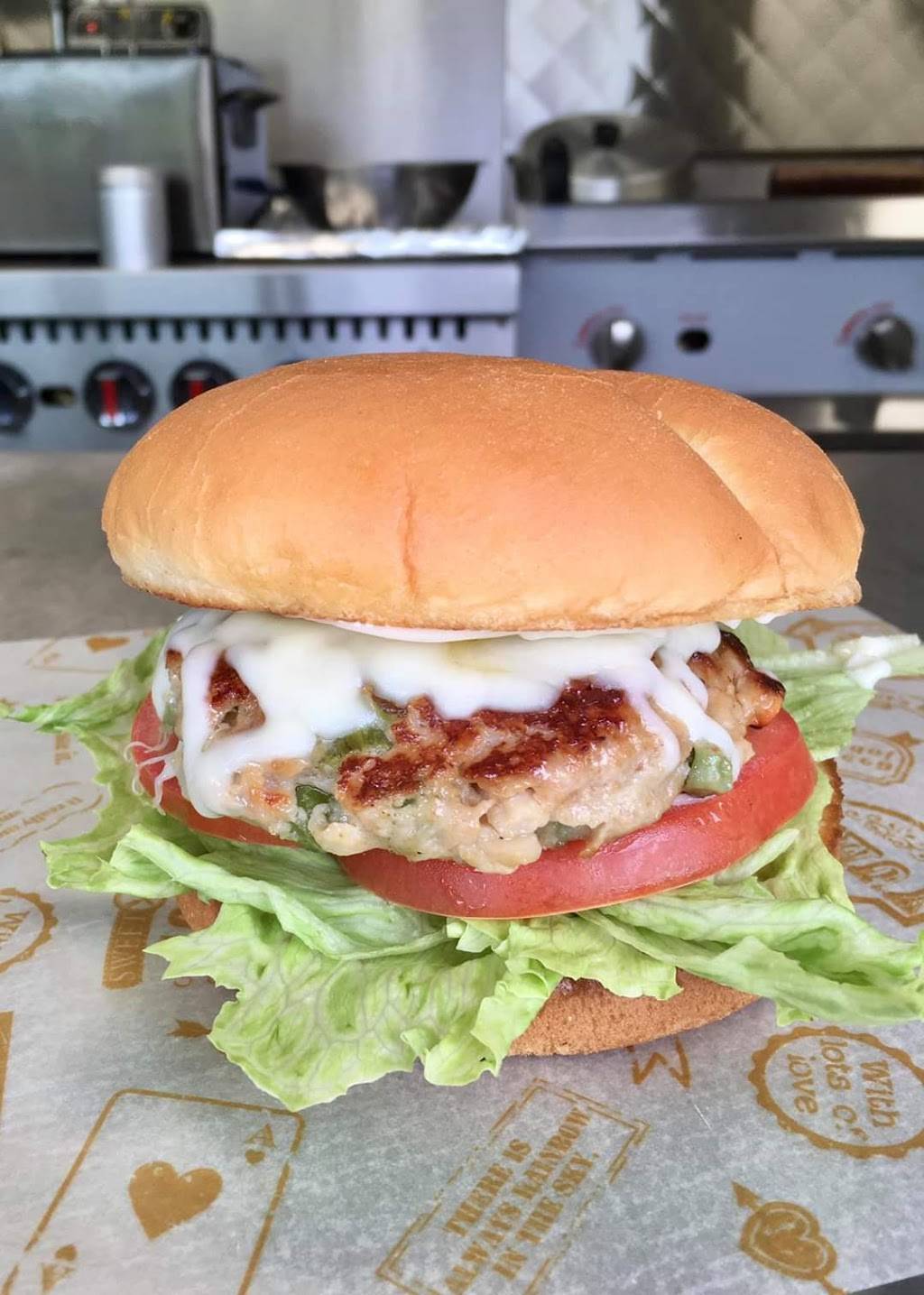 Retro Bs | restaurant | 127 Barnes Dr, Toledo, WA 98591, USA | 3602692141 OR +1 360-269-2141