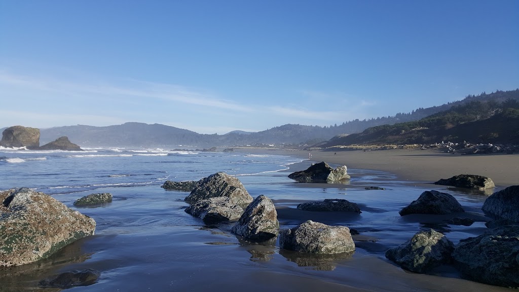 Lucky 7 Casino & Hotel | restaurant | 350 N Indian Rd, Smith River, CA 95567, USA | 7074877777 OR +1 707-487-7777