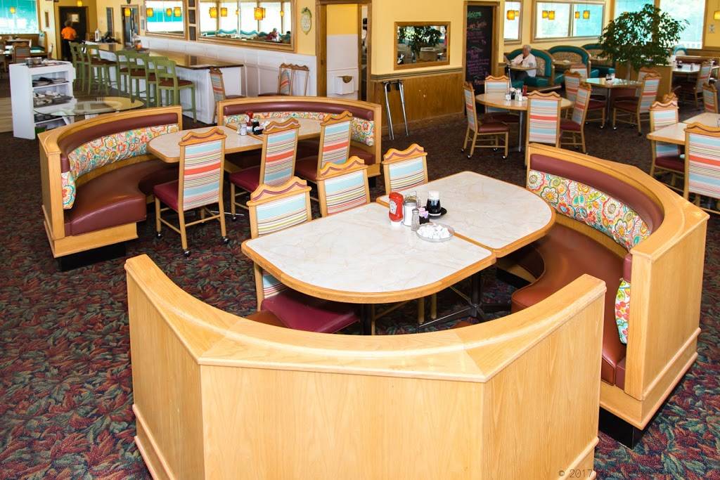 The Kitchen Table Restaurant | restaurant | 4601 Hwy 17 S, North Myrtle Beach, SC 29582, USA | 8432724880 OR +1 843-272-4880