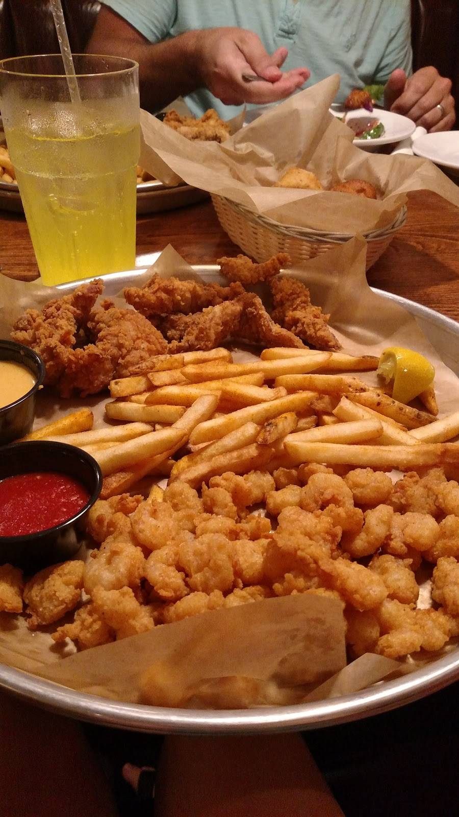 Fatz Southern Kitchen | restaurant | 2610 W Stone Dr, Kingsport, TN 37660, USA | 4233929885 OR +1 423-392-9885