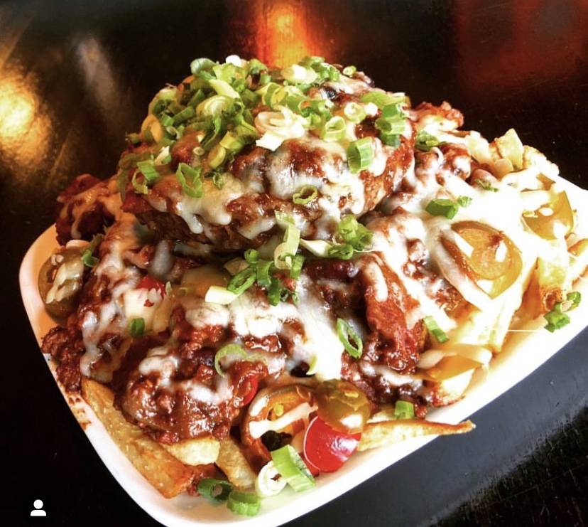 Kumas Corner | restaurant | 2900 W Belmont Ave, Chicago, IL 60618, USA | 7736048769 OR +1 773-604-8769