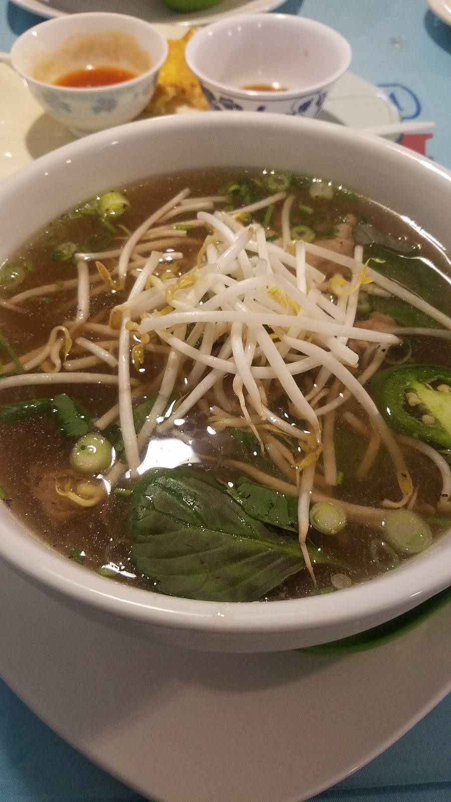 PhoCali Vietnamese Family Noodles Restaurant | restaurant | 1320 Belknap St, Superior, WI 54880, USA | 7157185667 OR +1 715-718-5667