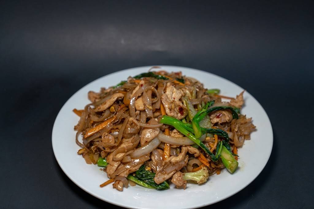 庞记桂林米粉 Pang Ji Gui Lin Nouilles | restaurant | 6396 Boulevard Monk, Montréal, QC H4E 3H9, Canada | 4383857881 OR +1 438-385-7881