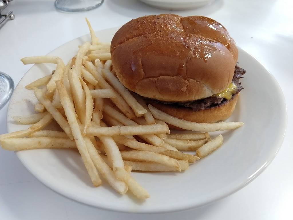 Steak n Shake | restaurant | 211 Randall Rd, Lake in the Hills, IL 60156, USA | 8474587630 OR +1 847-458-7630