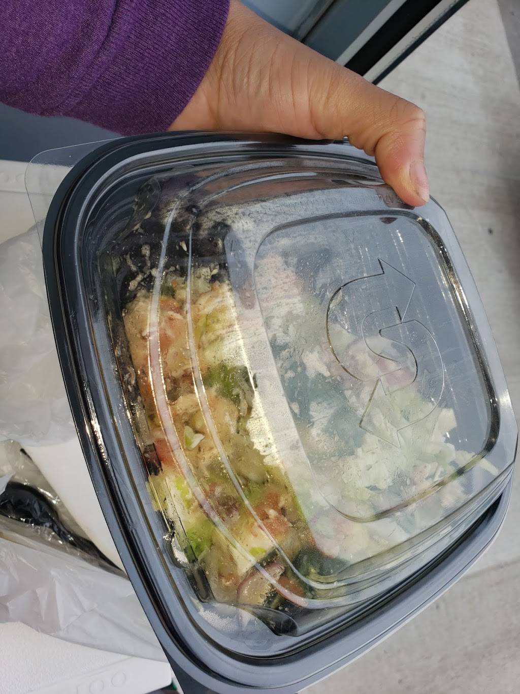 Subway | meal takeaway | 2610 S 9th St, Salina, KS 67401, USA | 7858237008 OR +1 785-823-7008