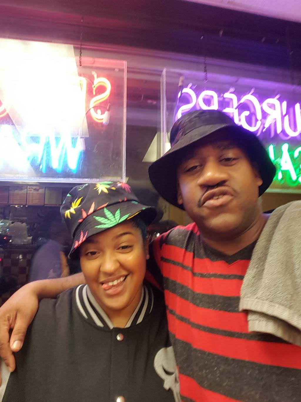 Americas Best Wings | restaurant | 4524 Benning Rd SE, Washington, DC 20019, USA | 2025750544 OR +1 202-575-0544