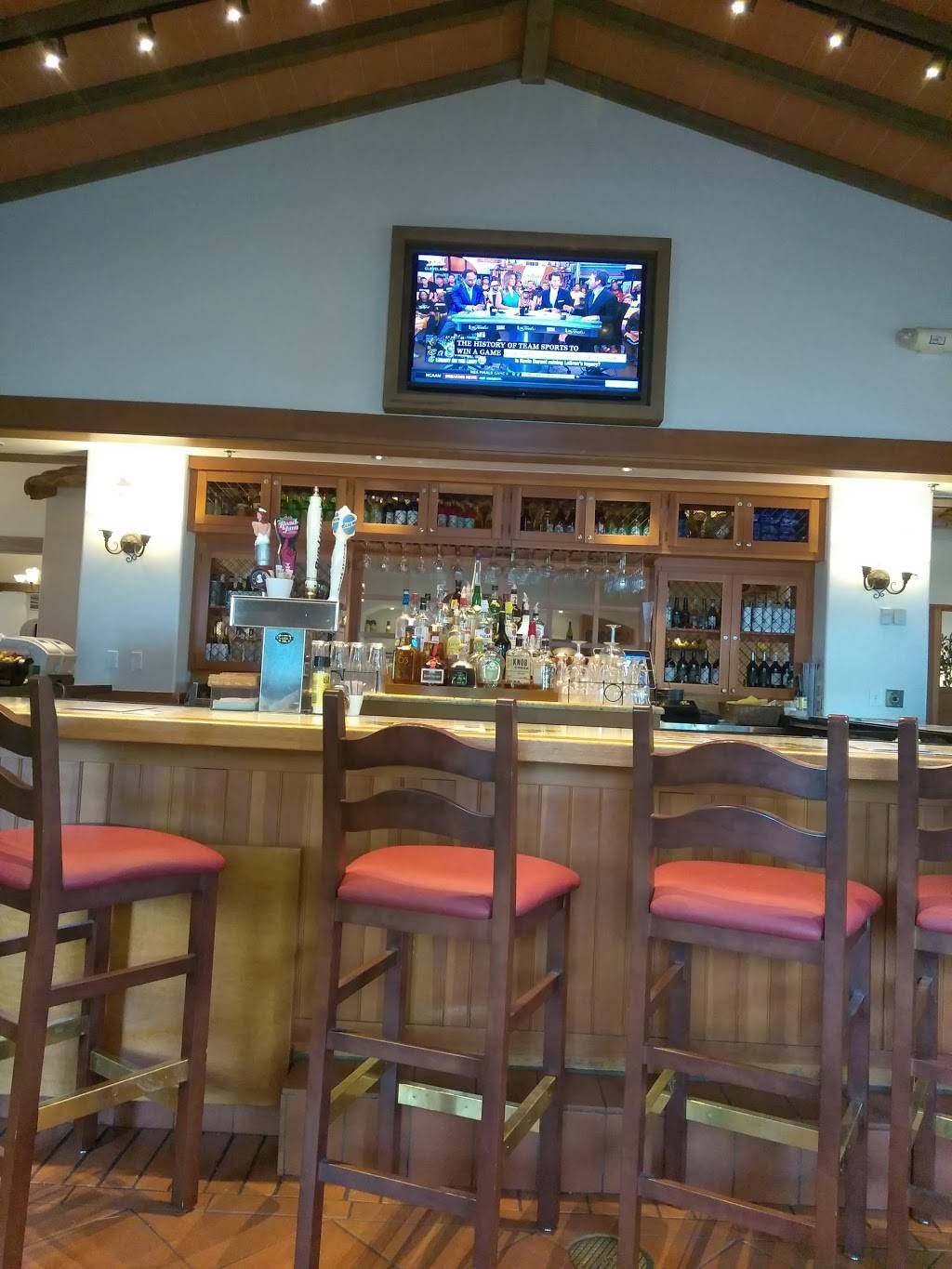 Olive Garden Italian Restaurant | meal takeaway | 1441 New Britain Ave, West Hartford, CT 06110, USA | 8605219049 OR +1 860-521-9049