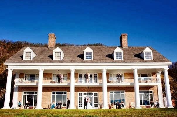 Christopher Place Resort | restaurant | 1500 Pinnacles Way, Newport, TN 37821, USA | 4234457474 OR +1 423-445-7474