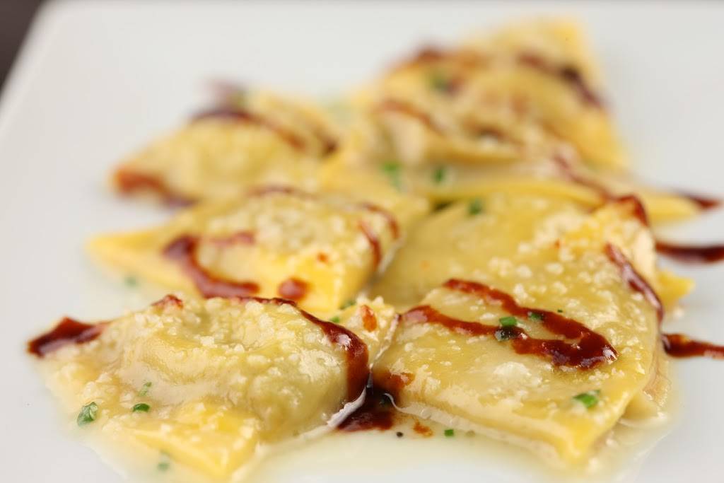 Scarpetta by Scott Conant | restaurant | Fontainebleau Shops, 4441 Collins Ave, Miami Beach, FL 33140, USA | 3056744660 OR +1 305-674-4660