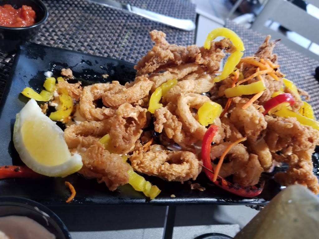 The Getaway Maximo | restaurant | 3769 50th Ave S, St. Petersburg, FL 33711, USA | 7272350963 OR +1 727-235-0963