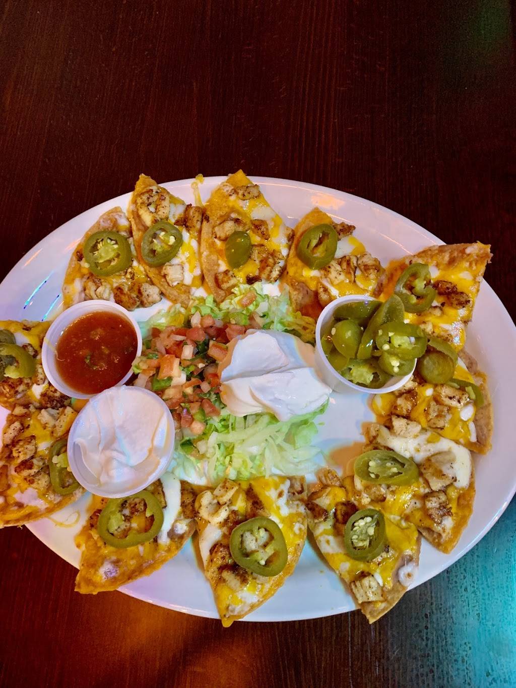 The Avenue Sports Grill | restaurant | 2121 Greenville Ave, Dallas, TX 75206, USA | 9728509994 OR +1 972-850-9994