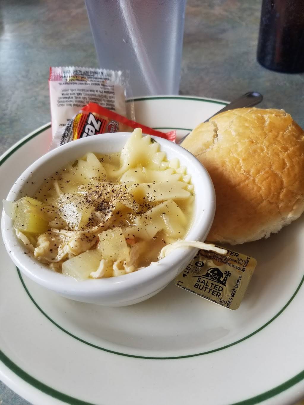 Silver Spoon | restaurant | 1601 W Jefferson St, Joliet, IL 60435, USA | 8157256202 OR +1 815-725-6202