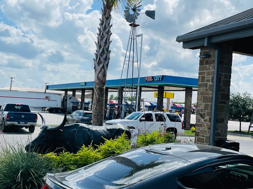 Fuel City Mesquite | restaurant | 2175 S Town E Blvd, Mesquite, TX 75149, USA | 2143010740 OR +1 214-301-0740