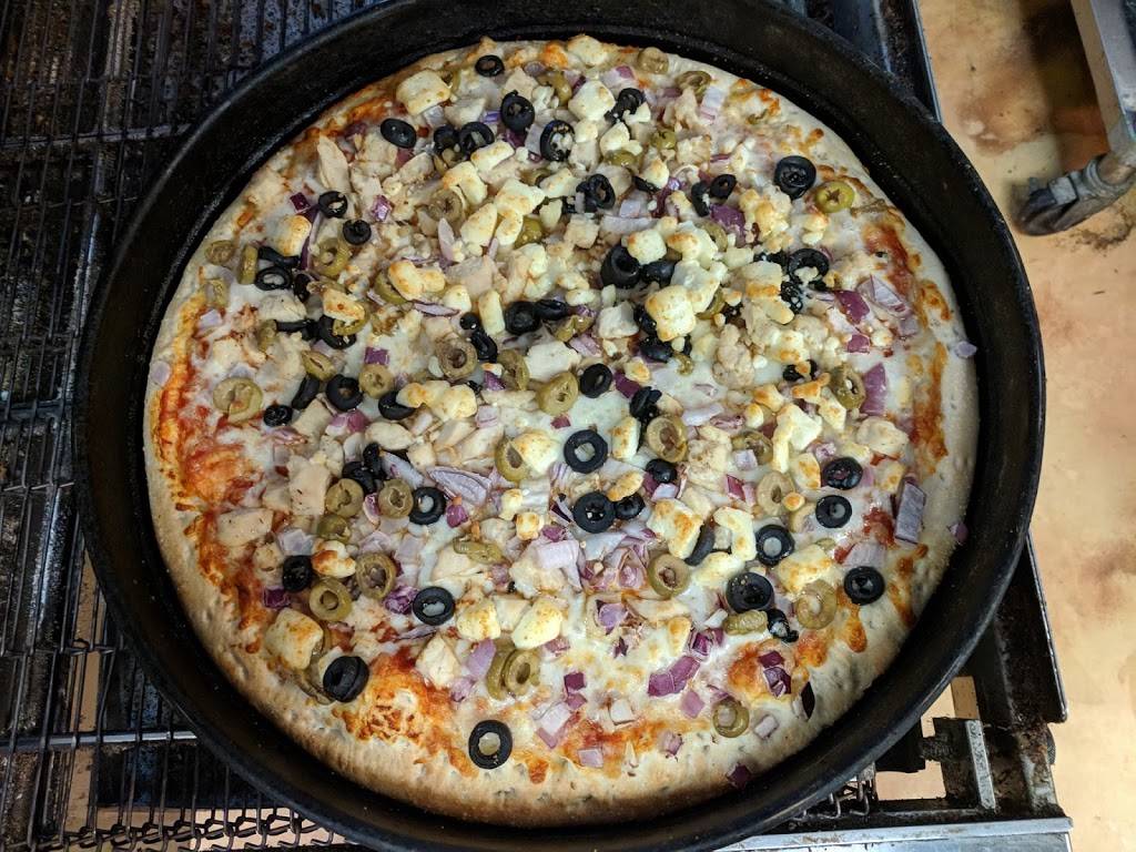 Georgios Oven Fresh Pizza Co | restaurant | 1 N Main St, Navarre, OH 44662, USA | 3308795544 OR +1 330-879-5544