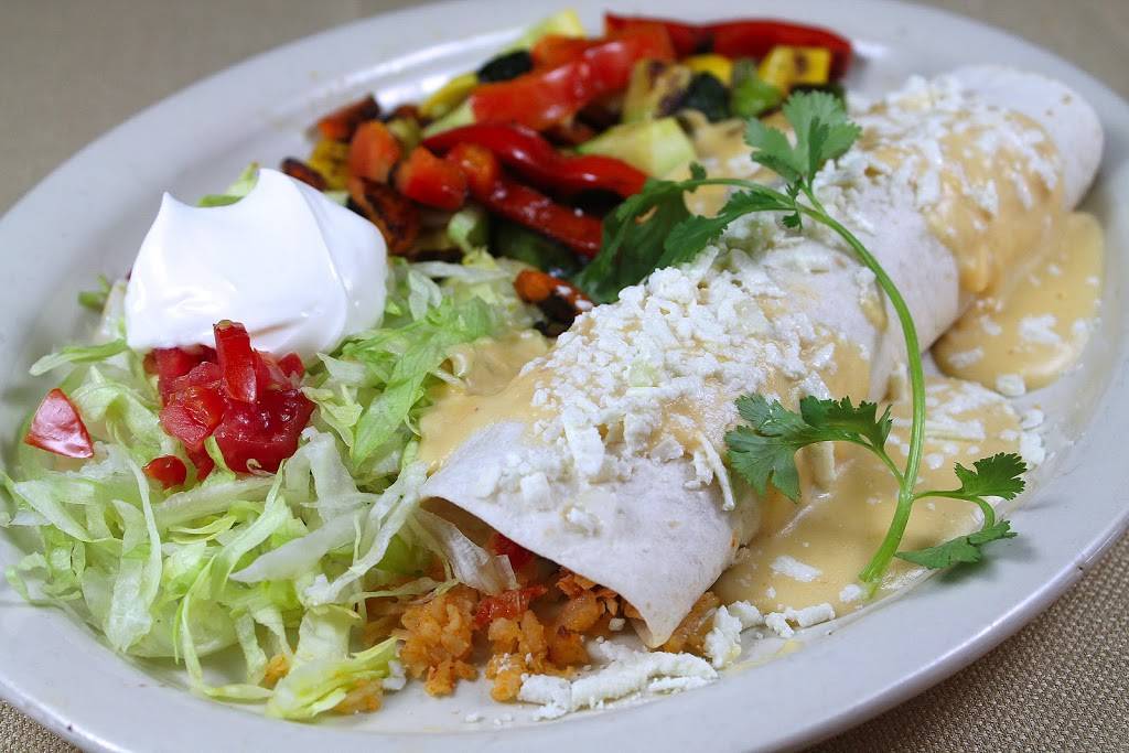 Gabinos Mexican Grill | restaurant | 789 GA-36 Ste B, Jackson, GA 30233, USA | 4702515243 OR +1 470-251-5243