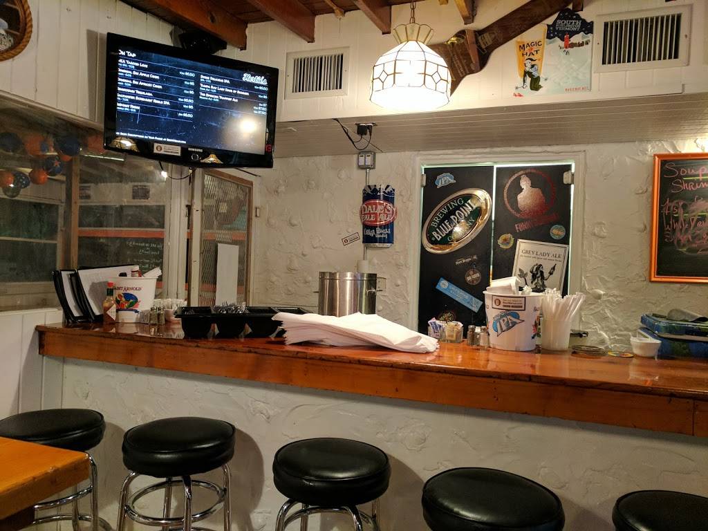 Herbies Bar & Chowder House | restaurant | 6350 Overseas Hwy, Marathon, FL 33050, USA | 3057436373 OR +1 305-743-6373