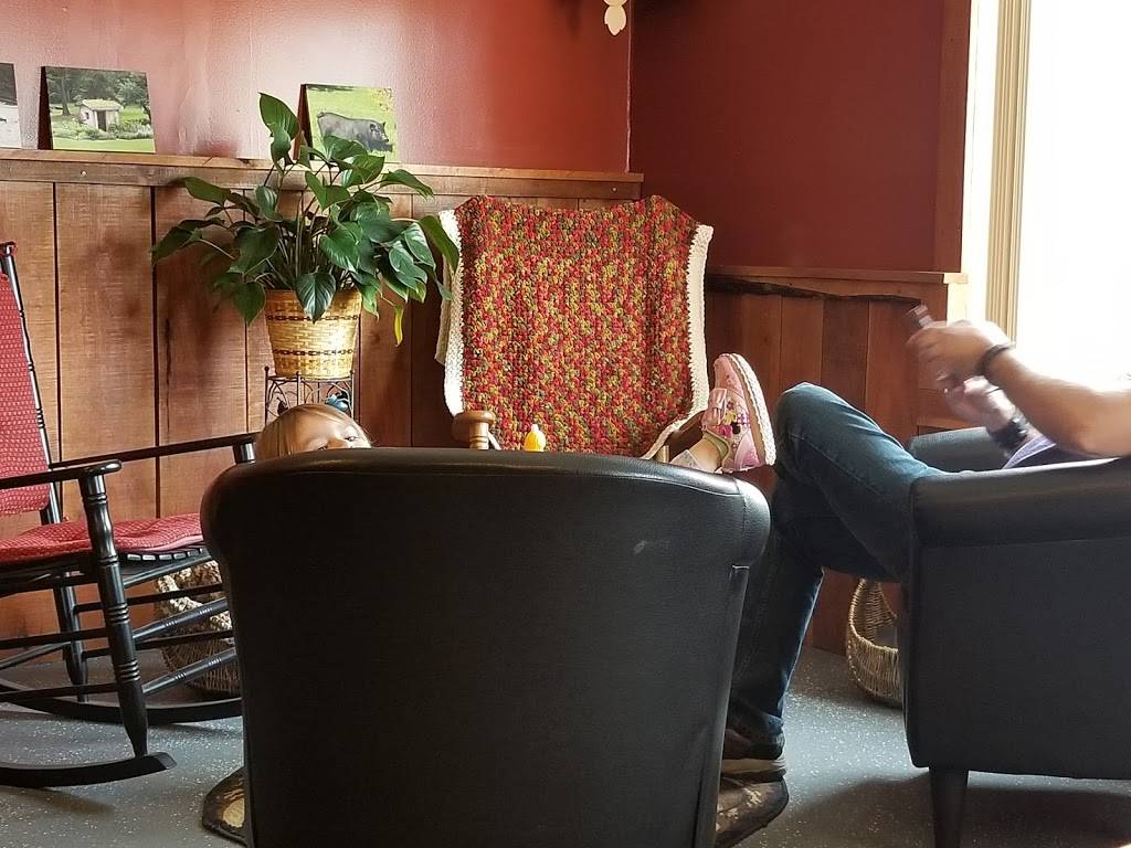 The Moody Mug Cafe | restaurant | 18 State St, Groveton, NH 03582, USA | 6036365096 OR +1 603-636-5096