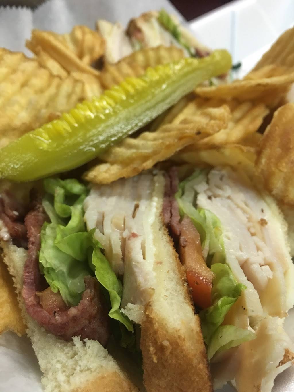 Bubbas Breakaway | restaurant | 905 York Rd, Towson, MD 21204, USA | 4102964080 OR +1 410-296-4080