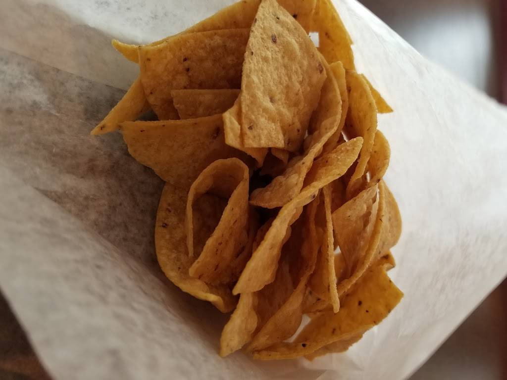 Robertos Taco Shop | restaurant | 7710 Hazard Center Dr, San Diego, CA 92108, USA | 6194910059 OR +1 619-491-0059