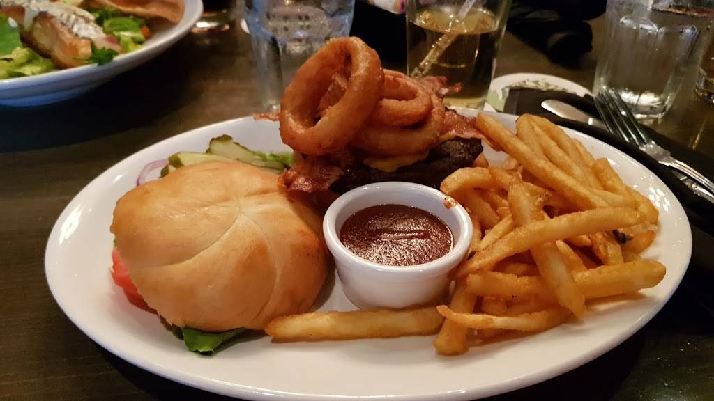 Murphys South on Broadway | restaurant | 657 S Broadway, Boulder, CO 80305, USA | 3034947626 OR +1 303-494-7626