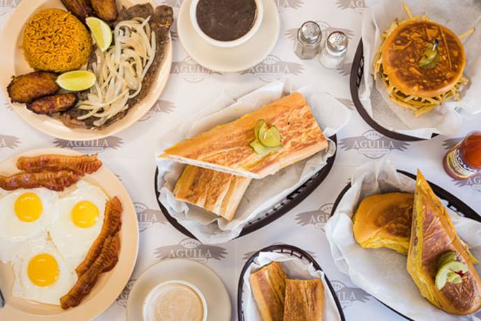 Aguila Sandwich Shop | meal takeaway | 3200 W Hillsborough Ave, Tampa, FL 33614, USA | 8138764022 OR +1 813-876-4022