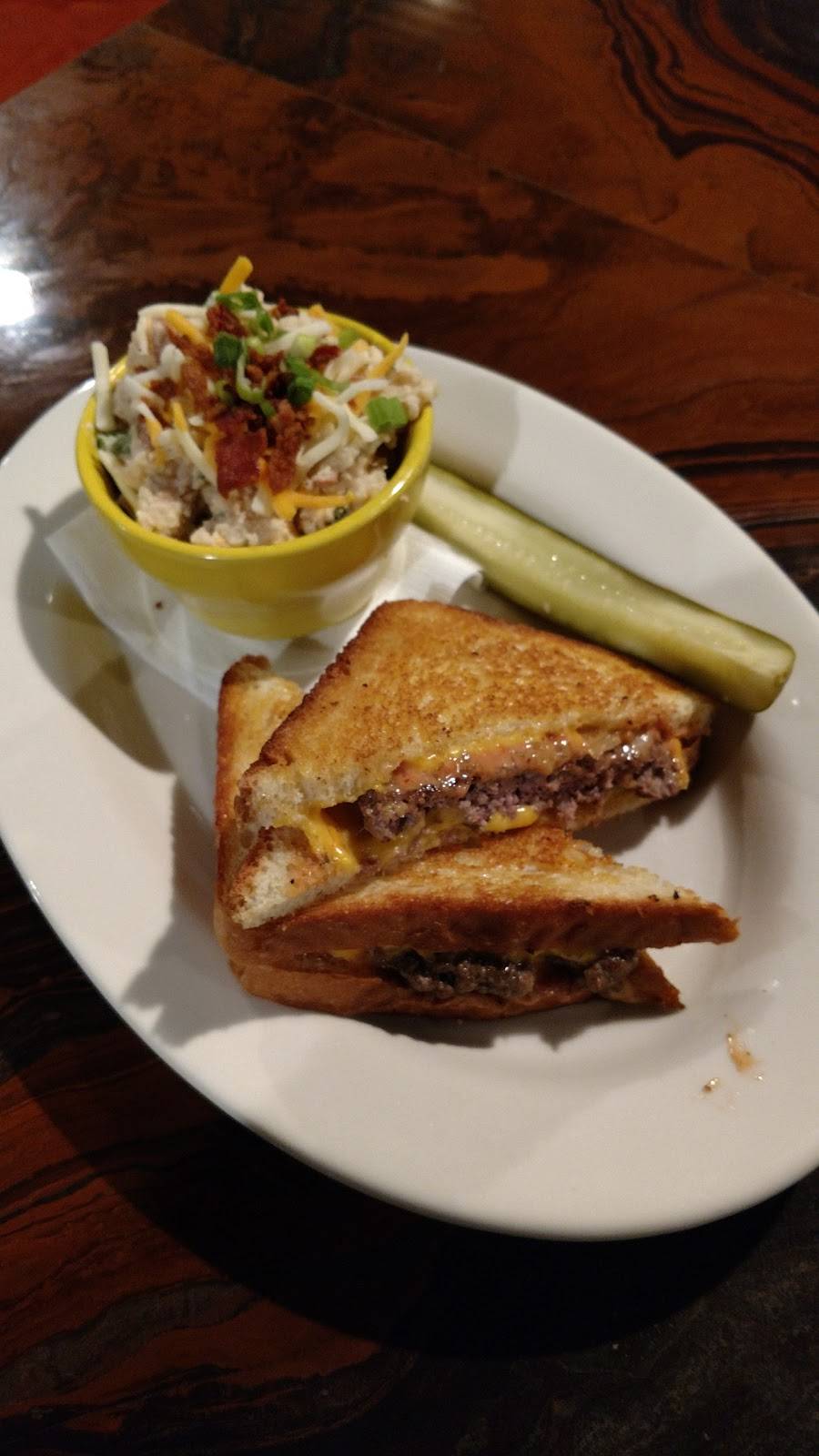 Kiwis Pub & Grill | restaurant | 801 FL-436, Altamonte Springs, FL 32714, USA | 4077880223 OR +1 407-788-0223