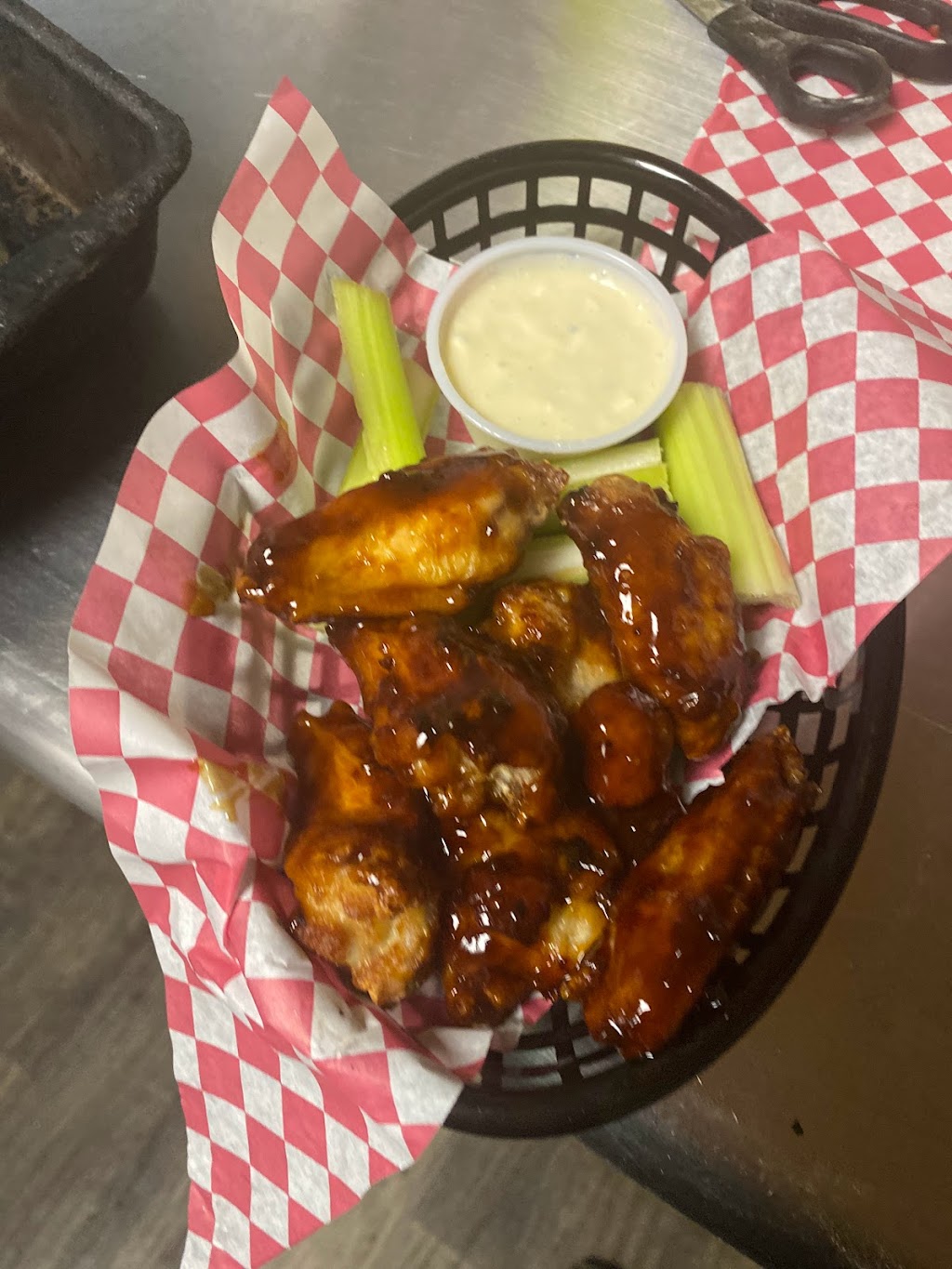 Dulcie Dough Pizza Co | restaurant | 103 W Main St, Henderson, TN 38340, USA | 7314351058 OR +1 731-435-1058