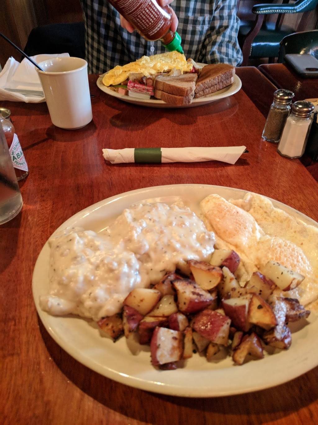 Cornerstone | restaurant | 651 E 54th St, Indianapolis, IN 46220, USA | 3177261360 OR +1 317-726-1360