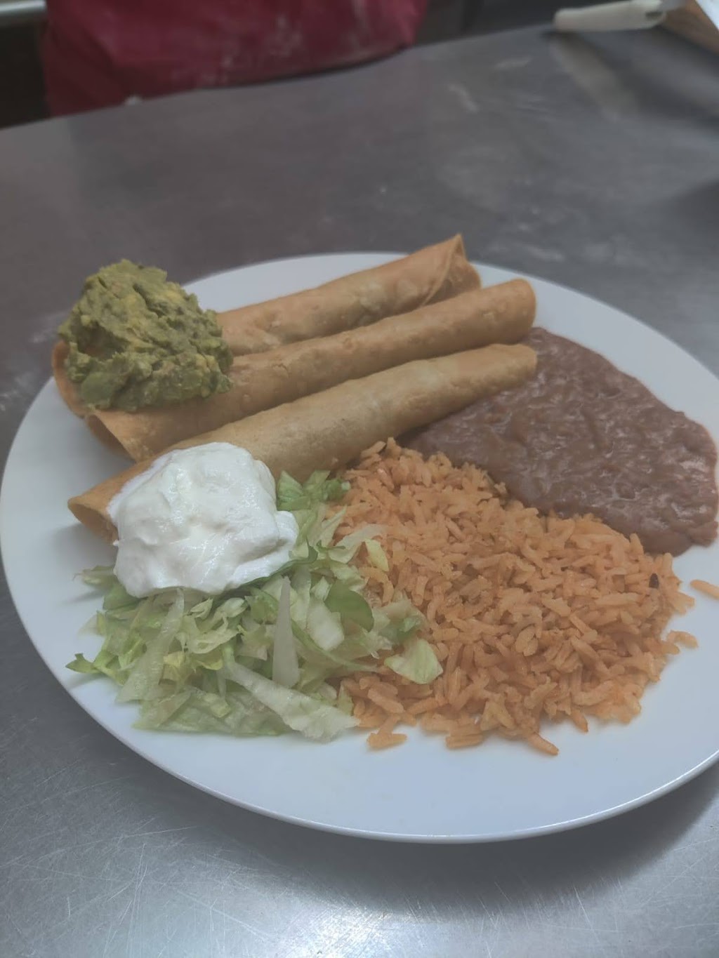 El Sazon de Fidelitas | restaurant | 514 Pleasanton Rd, San Antonio, TX 78214, USA | 2105301610 OR +1 210-530-1610