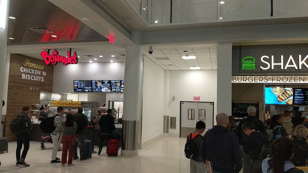 Bojangles | restaurant | 5501 Josh Birmingham Pkwy Concourse D/E, Charlotte, NC 28208, USA | 9808197423 OR +1 980-819-7423