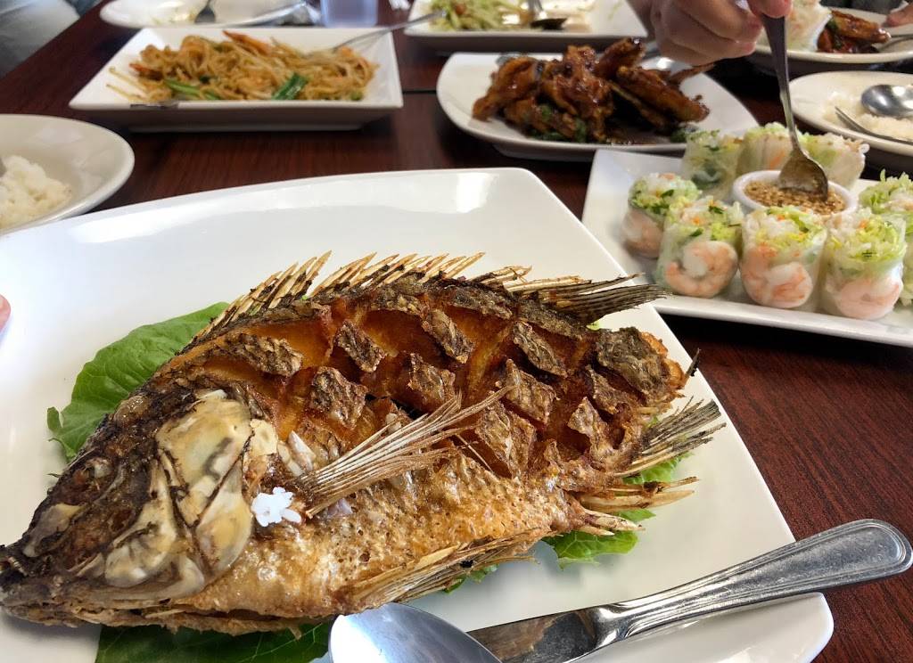 Thai Cuisine | restaurant | 23 E 16th St, Merced, CA 95340, USA | 2097249466 OR +1 209-724-9466